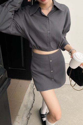 (BACKORDER XS-L) JACQUE HEARTY SKORT IN GREY