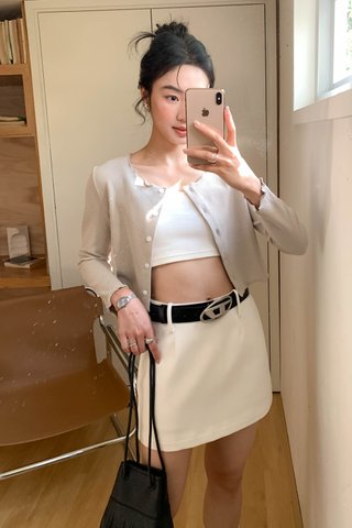 CLASSIC -5KG SKIRT IN WHITE