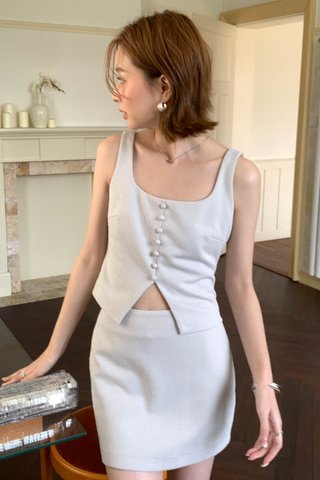 LOVE THE AIR RHINESTONES SKIRT IN YAM