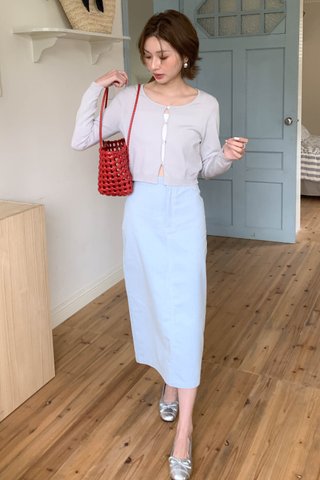 EVERYDAY STITCH MIDI SKIRT IN LIGHT BLUE