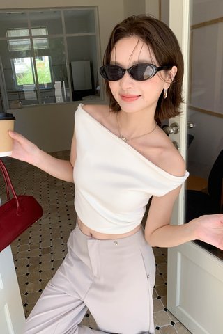 NULULU AIR 2 WAYS TOP IN CREAM