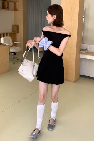 NULULU AIR 2 WAYS TOP IN BLACK
