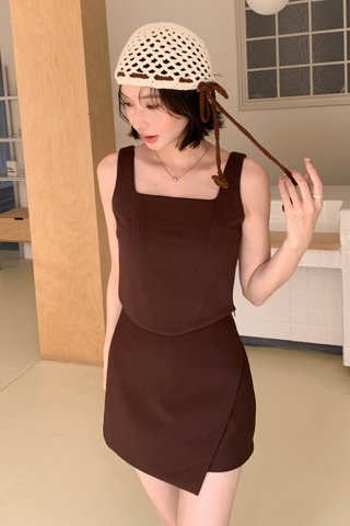 LUNE SQUARE NECK TOP IN BROWN