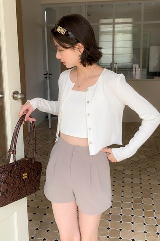 AU CARDIGAN SET IN WHITE