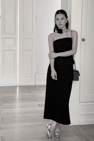 HEIROOM TWEED MIDI SKIRT IN BLACK