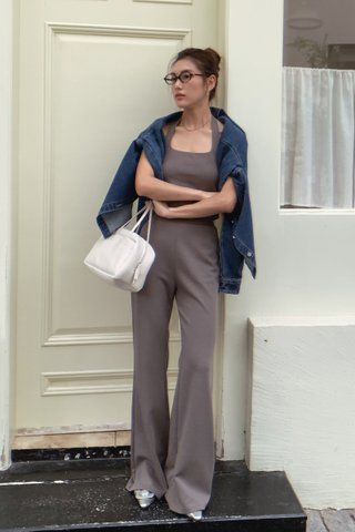 HEIR SOFT FLARED TROUSER IN GREY