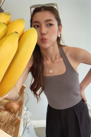 HEIR HALTER TOP IN GREY