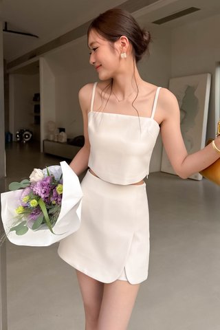 JUJU SQUARE-NECK TOP IN CREAM