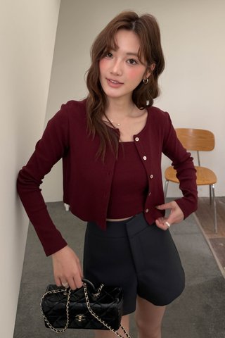 WIDE WAIST TAILORED SHORT IN GREY