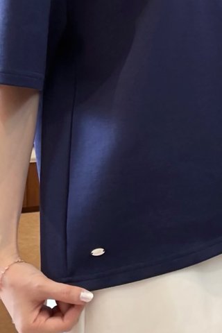 DAILY OVERSIZED POLO COLLAR TOP IN BLUE