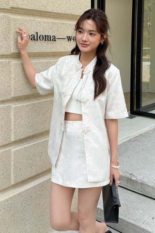 XI ORIENTAL OVERSIZED TOP IN CHAMPAGNE