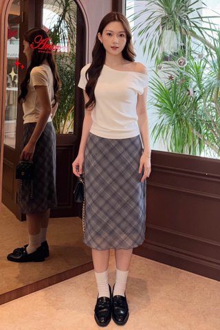 MON PLAID KNEE-LENGTH SKIRT IN BLUE