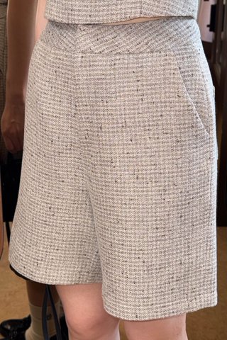 CIAO TWEED BERMUDA SHORT IN BROWN